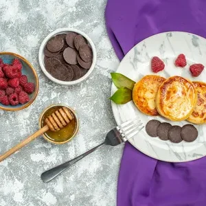 Syrniki mit Schokolade